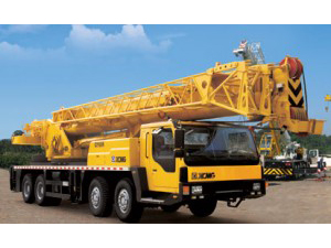 300噸吊車(chē)