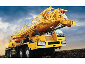 200噸青島吊車(chē)租賃